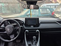 Сүрөт унаа Toyota RAV4