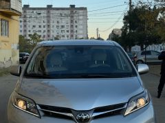 Сүрөт унаа Toyota Sienna