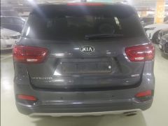 Сүрөт унаа Kia Sorento