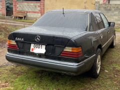 Фото авто Mercedes-Benz W124