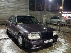 Фото авто Mercedes-Benz W124