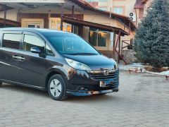 Фото авто Honda Stepwgn