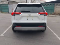 Сүрөт унаа Toyota RAV4