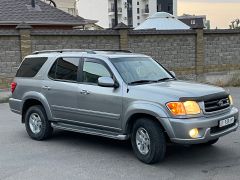 Photo of the vehicle Toyota Sequoia