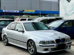 Фото авто BMW 5 серии