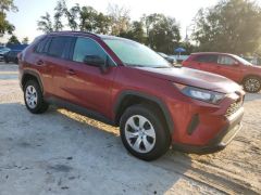 Photo of the vehicle Toyota RAV4