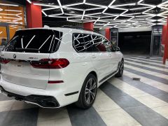 Сүрөт унаа BMW X7