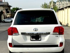 Сүрөт унаа Toyota Land Cruiser