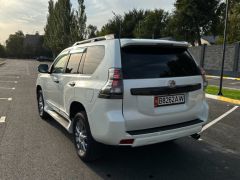 Сүрөт унаа Toyota Land Cruiser Prado