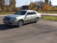 Сүрөт унаа Toyota Crown