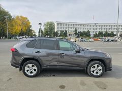 Сүрөт унаа Toyota RAV4