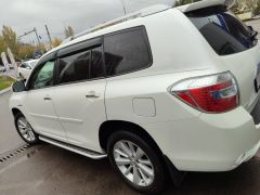 Photo of the vehicle Toyota Highlander