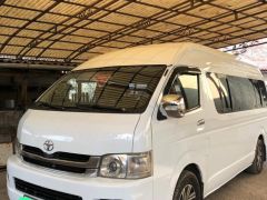 Сүрөт унаа Toyota HiAce