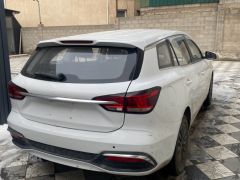 Photo of the vehicle Roewe i5