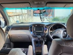 Сүрөт унаа Toyota Kluger