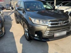 Сүрөт унаа Toyota Highlander