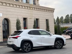 Фото авто Lexus UX