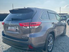 Сүрөт унаа Toyota Highlander