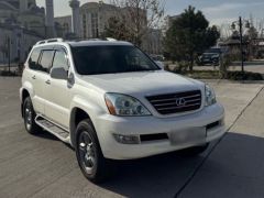 Photo of the vehicle Lexus GX