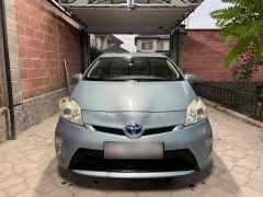 Фото авто Toyota Prius