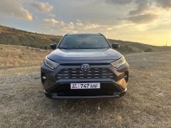 Сүрөт унаа Toyota RAV4