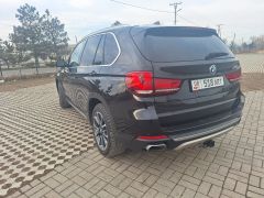 Photo of the vehicle BMW X5