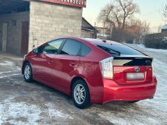 Фото авто Toyota Prius