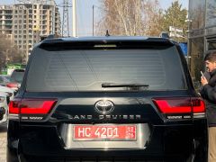 Сүрөт унаа Toyota Land Cruiser