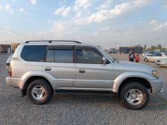 Фото авто Toyota Land Cruiser Prado