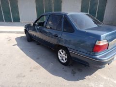 Сүрөт унаа Daewoo Nexia