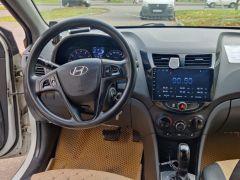 Photo of the vehicle Hyundai Solaris