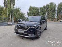 Фото авто Kia Carnival