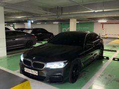 Photo of the vehicle BMW 5 Series