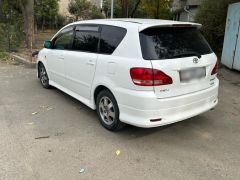 Фото авто Toyota Ipsum