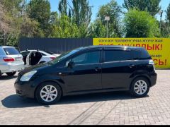 Сүрөт унаа Toyota Corolla Verso