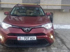 Сүрөт унаа Toyota RAV4