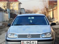 Фото авто Volkswagen Golf