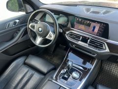 Photo of the vehicle BMW X5