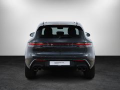 Photo of the vehicle Porsche Macan