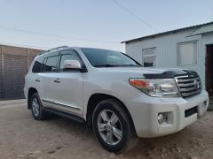 Сүрөт унаа Toyota Land Cruiser