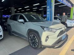 Фото авто Toyota RAV4