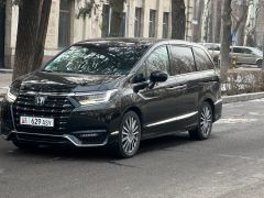 Фото авто Honda Elysion