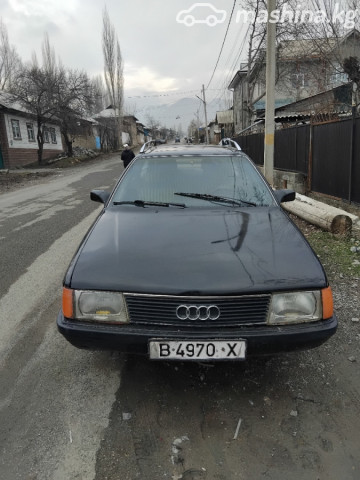 Audi 100