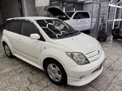 Сүрөт унаа Toyota Ist