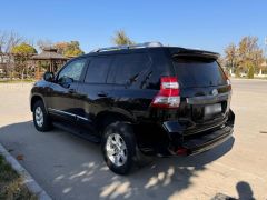 Сүрөт унаа Toyota Land Cruiser Prado