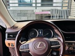 Сүрөт унаа Lexus ES