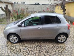 Сүрөт унаа Toyota Yaris