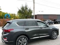 Photo of the vehicle Hyundai Santa Fe