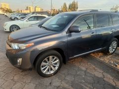 Сүрөт унаа Toyota Highlander