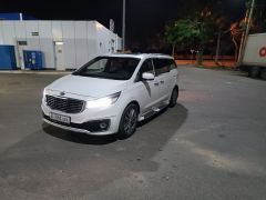 Photo of the vehicle Kia Carnival